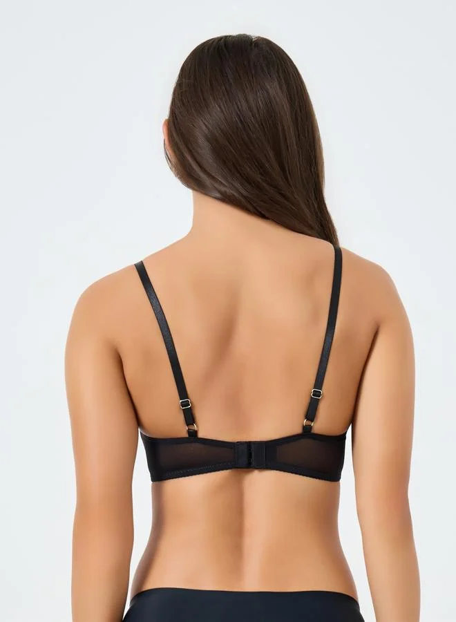 تايك تو صدرية سادة بتفاصيل دانتيل بالكامل مبطنة وبدون أسلاك