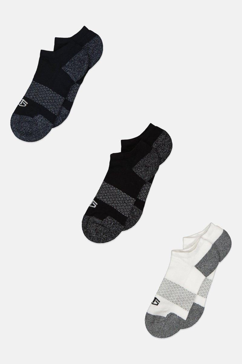 TapouT Men 3 Pairs Brand Logo Ankle Socks, Multicolor  - Image 1
