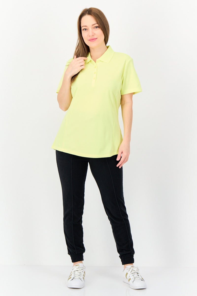 Greg Norman Women Sportswear Fit Solid Short Sleeve Training Polo Shirt, Lemon  - Image 2