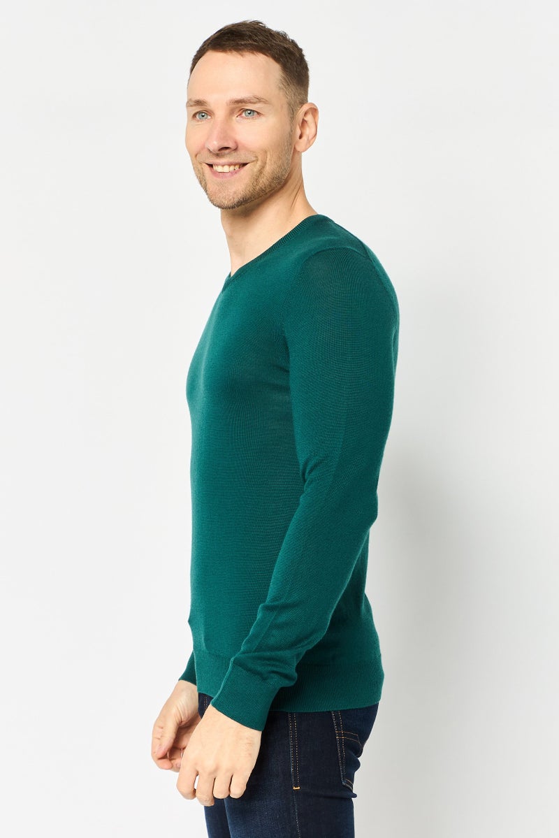 Celio Men V-Neck Long Sleeve Plain Sweater, Dark Green - Image 2