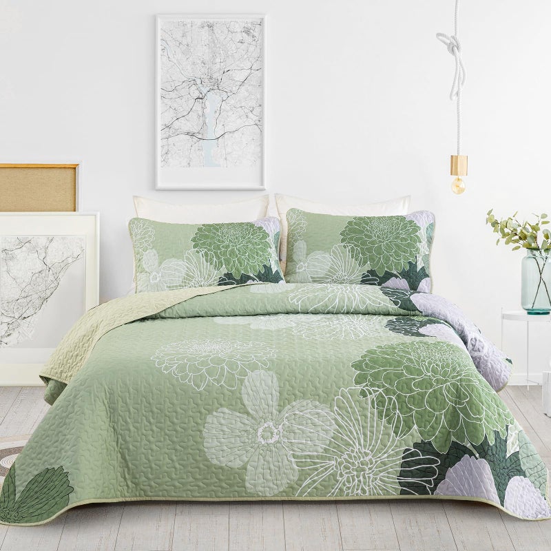 Yiran Floral Quilt Set Queen Size Sage Green Botanical Bedspreads Bedding Set 3 Pieces Lightweight Summer Coverlet with 2 Pillow Shams 96x90 Inch - Image 1