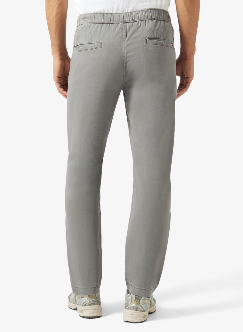 Levi's Pull-On Relaxed Straight Pants - Image 3