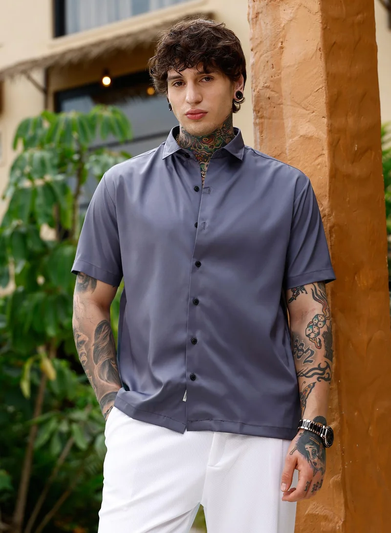 كامبوس سوترا Campus Sutra Men Solid-Satin Oversized Shirt | Spread Collar Short Regular Sleeves | Button Closure Straight Hem | Solid Plain | Woven Fabric For Casual & Daily Wear | Moon Grey