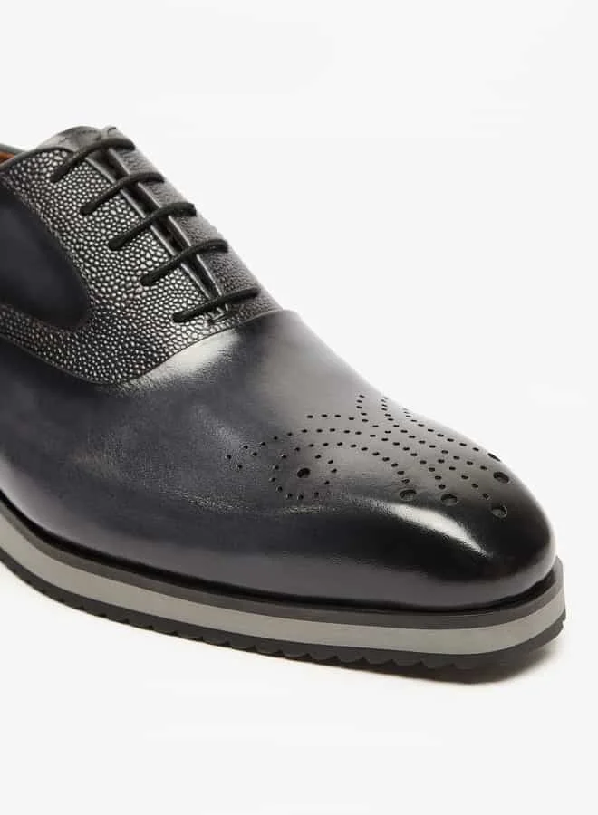 DUCHINI Men's Perforated Oxford Shoes with Lace-Up Closure