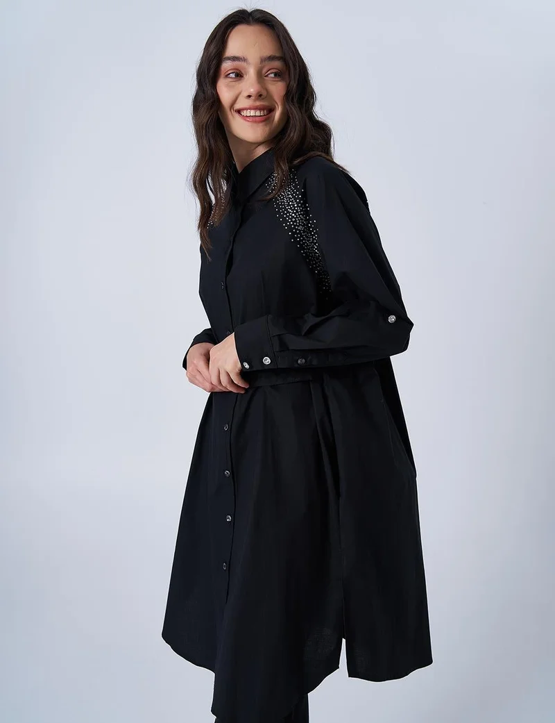 كايرا تونيك بوبلين مطبوع أسود