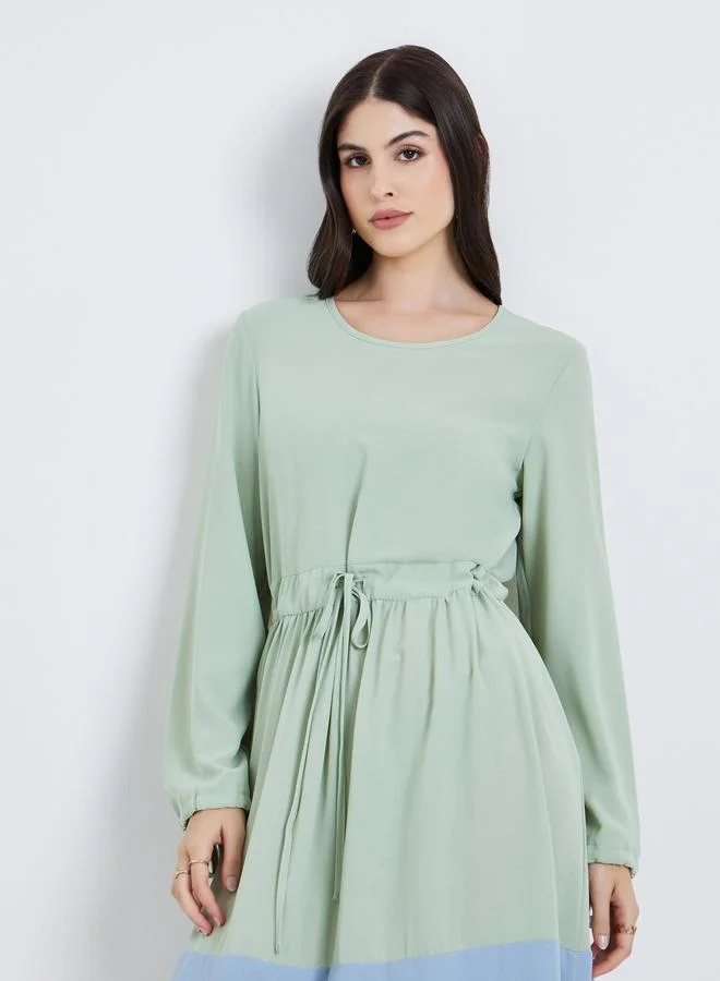 ستايلي جلابية نسائية بحزام بألوان متداخلة