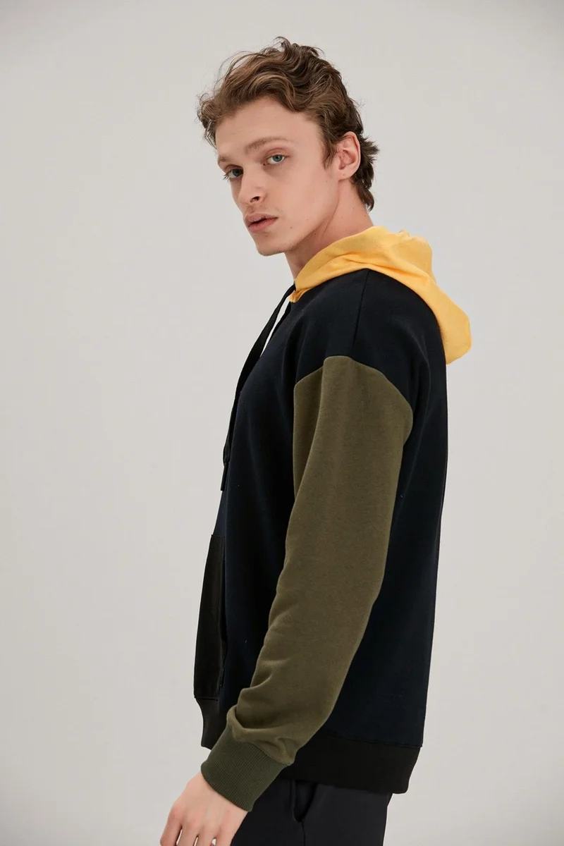 الكسندر جاردي Hooded Sweatshirt (E22-73300)