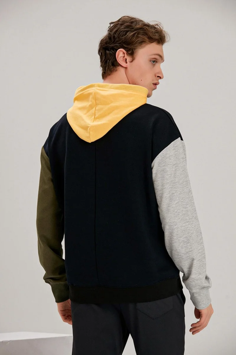 الكسندر جاردي Hooded Sweatshirt (E22-73300)