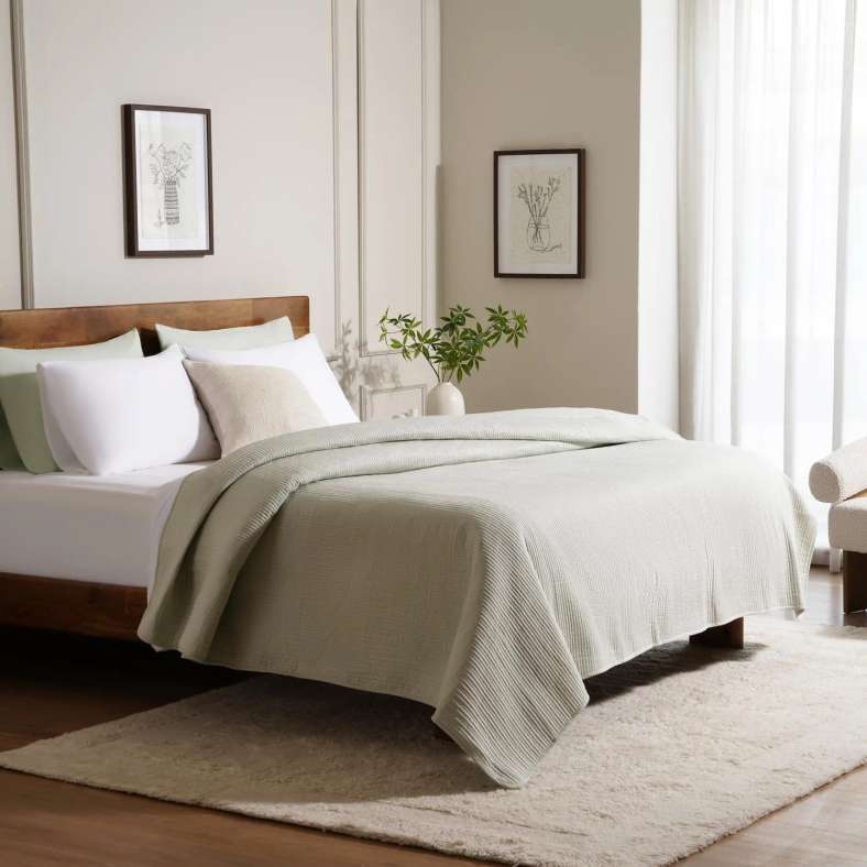 Pan Home Eucalel Quilted Bedspread 160x220cm - Mercury - Image 1