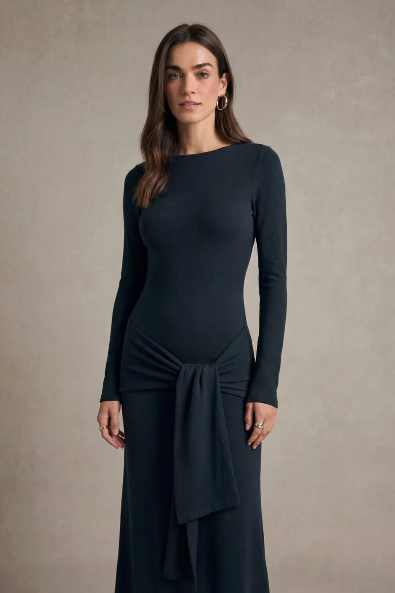 ديفاكتو Bodycon Crew Neck Midi Dress