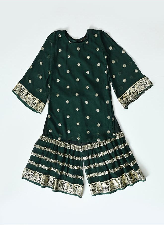 BELLA MODA Printed Round Neck Kurta & Tiered Sharara Set by Styli  - Image 4