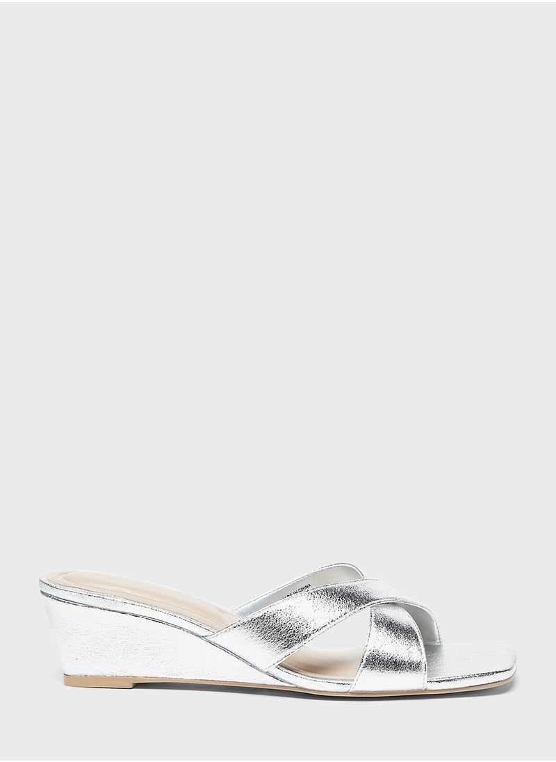 shoexpress - X Strap Wedge Sandals - Image 1