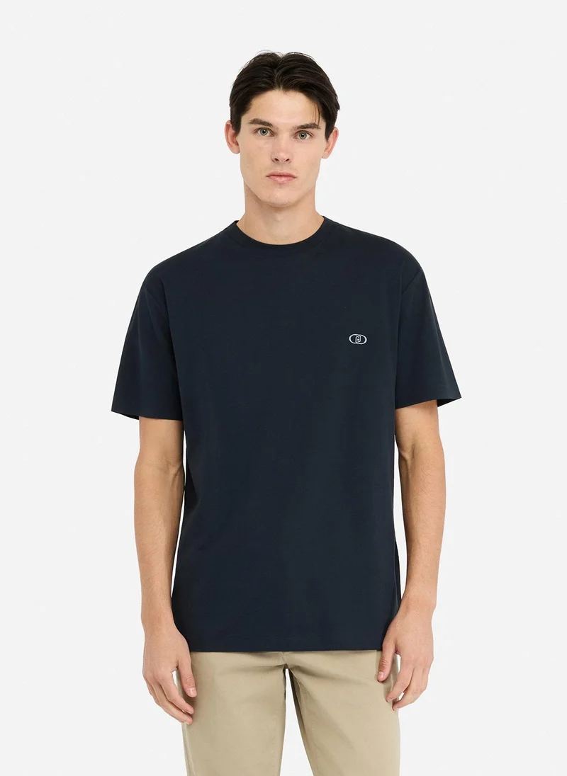 ليو جو تيشيرت بشعار