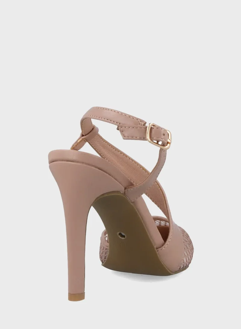 MENBUR Pointed Toe Pumps