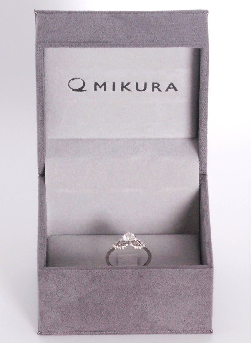 MIKURA Ring, F/G Color, VS1/SI Clarity, 18KW, 52D Round Brilliant  - Image 3