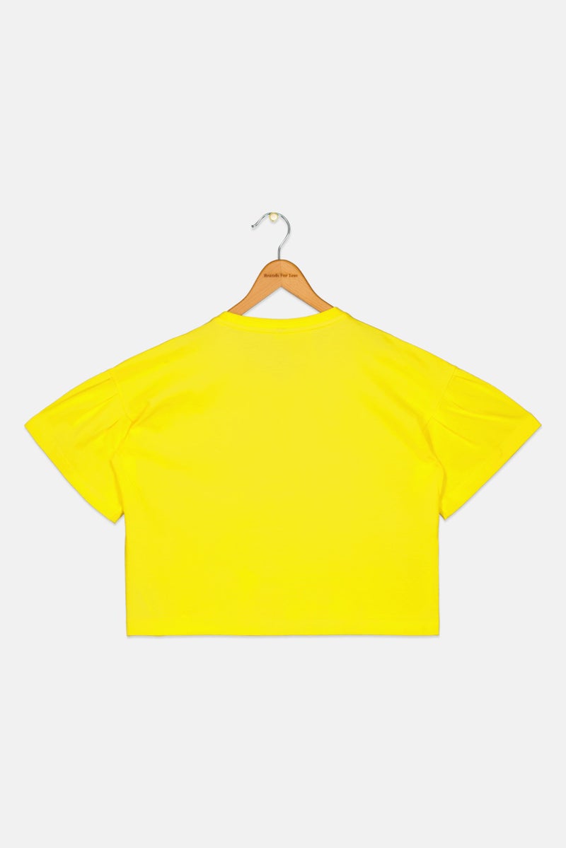 Adidas تي شيرت قصير الأكمام للتدريب للبنات مع شعار العلامة التجارية، أصفر - Image 2