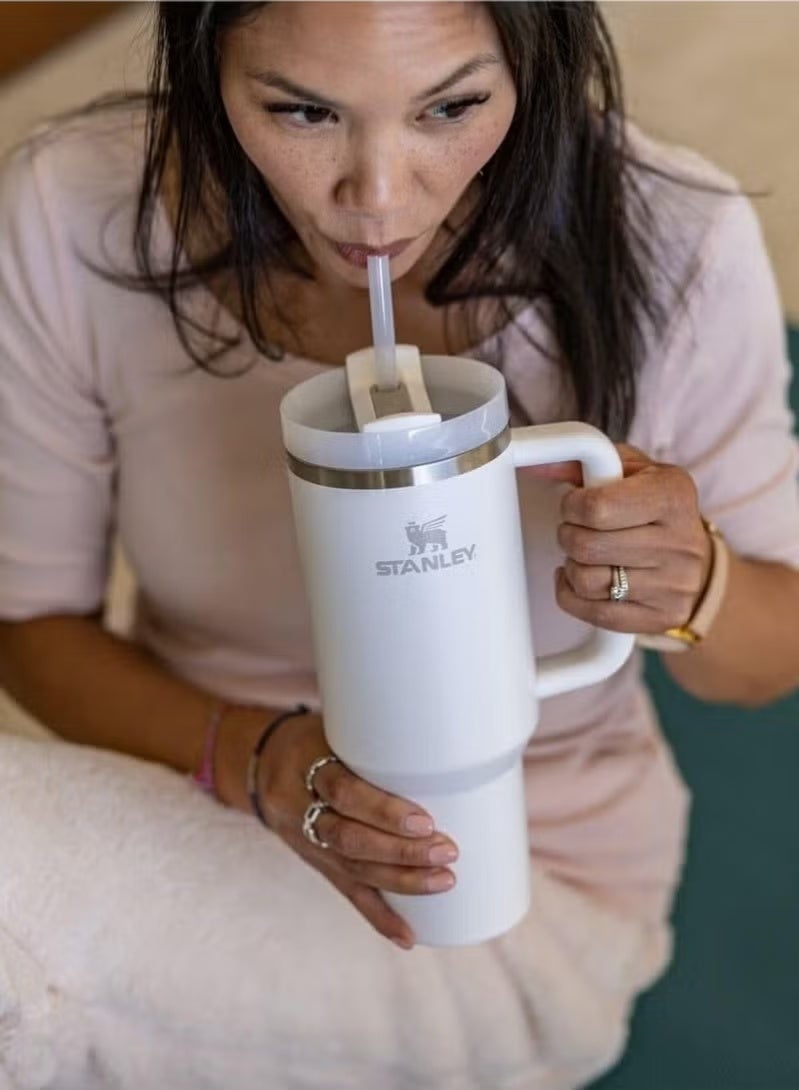 Stanley Quencher H2.0 FlowState Stainless Steel Vacuum Insulated Tumbler with Lid and Straw for Water, Iced Tea or Coffee, Smoothie and More, 40 oz - Image 4