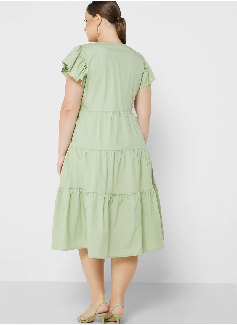 Vero Moda Curve Plunge Neck Tiered Dress