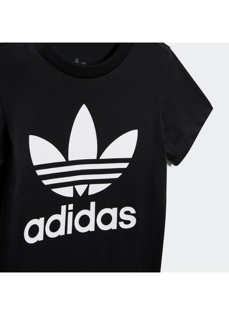 adidas Originals Infant Shorts And T-Shirt Set  - Image 4