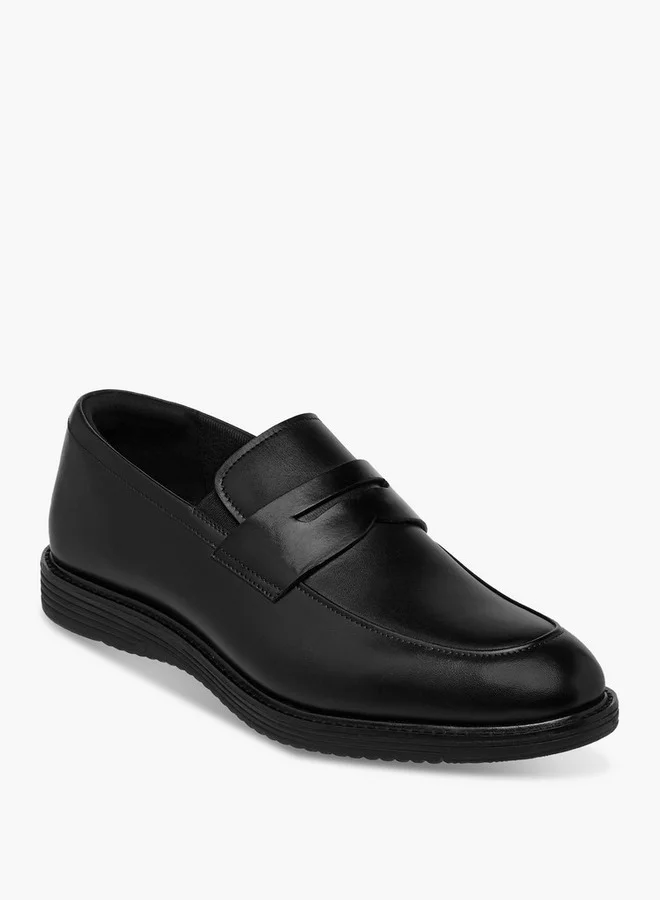 دوتشيني Men's Cutout Accent Loafers