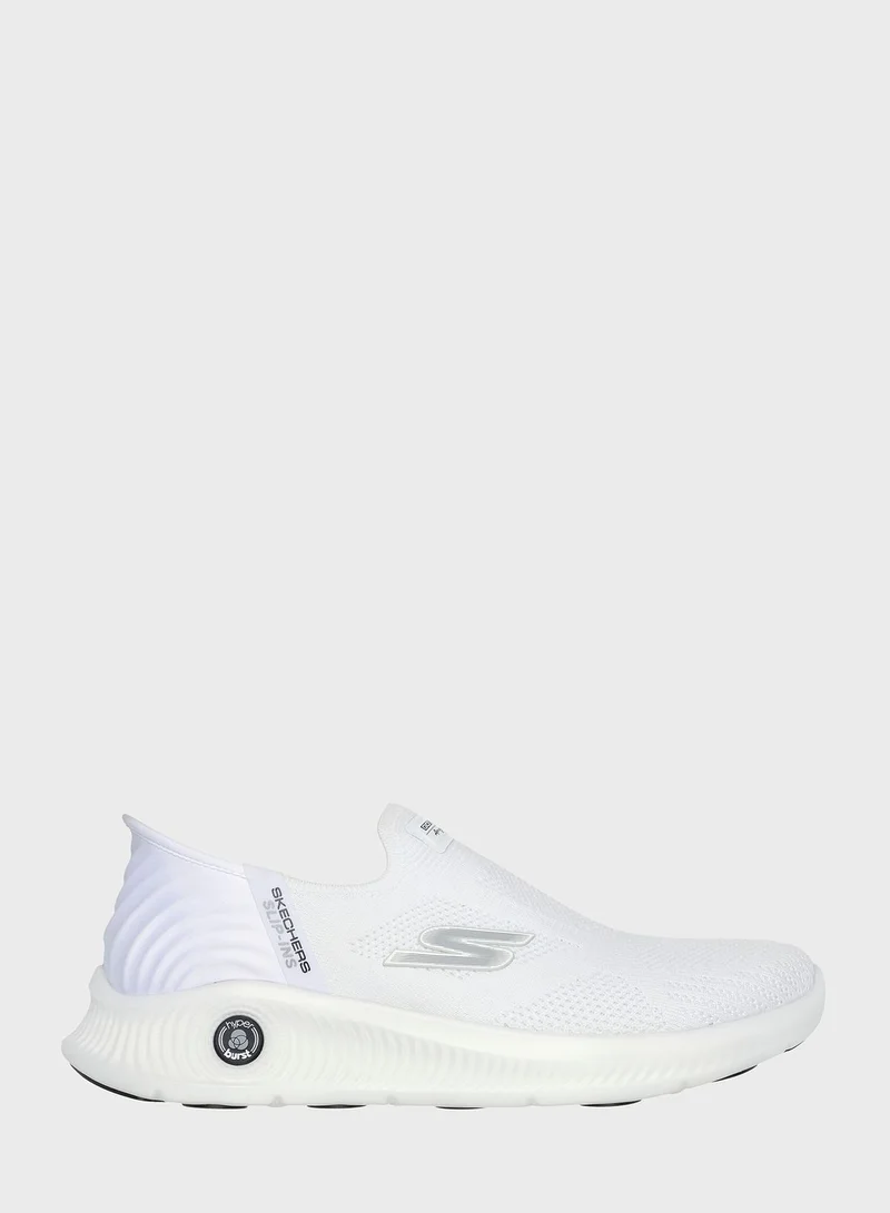 SKECHERS Go Walk Anywhere