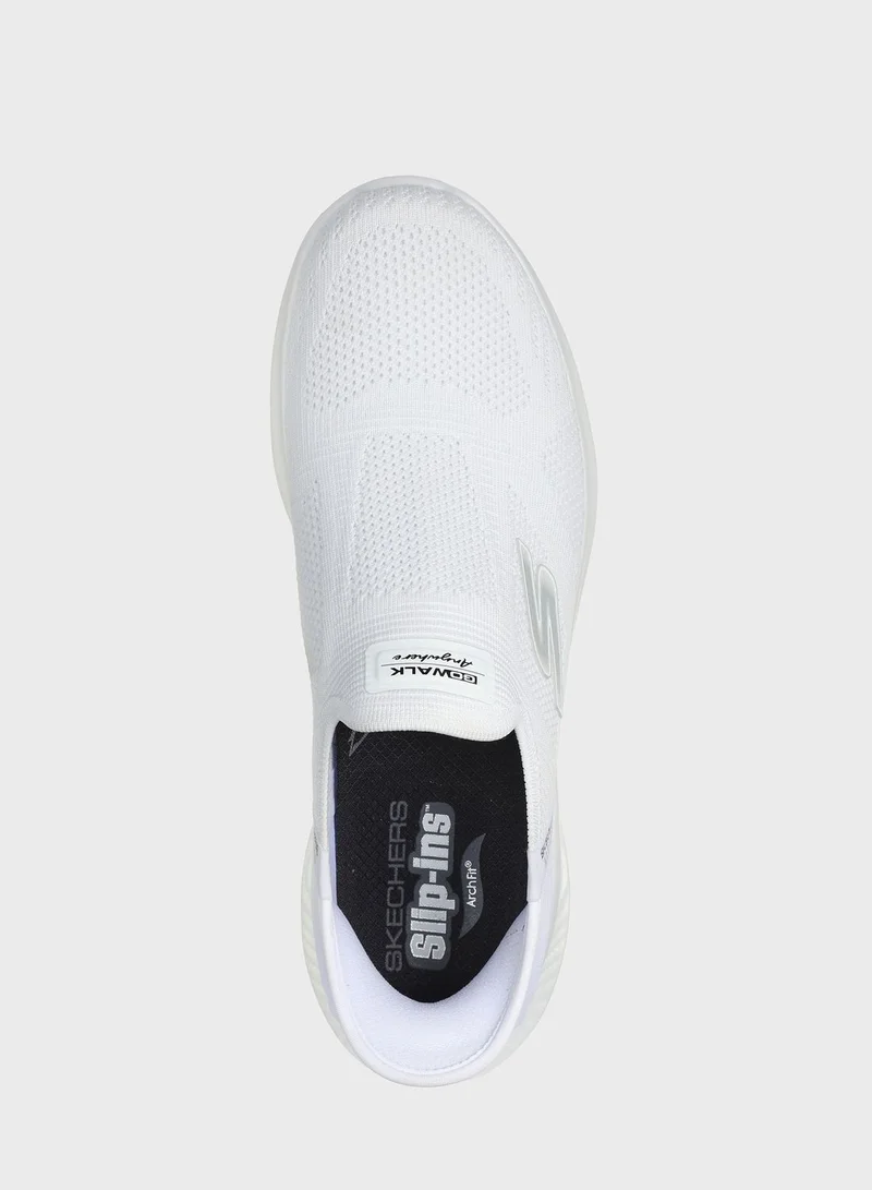 SKECHERS Go Walk Anywhere