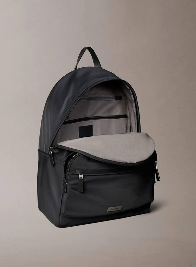 CALVIN KLEIN حقيبة ظهر نايلون غير لامع - Image 3