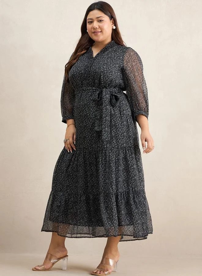 فيميلا Femmella Plus Tiered Maxi Dress with All Over Print