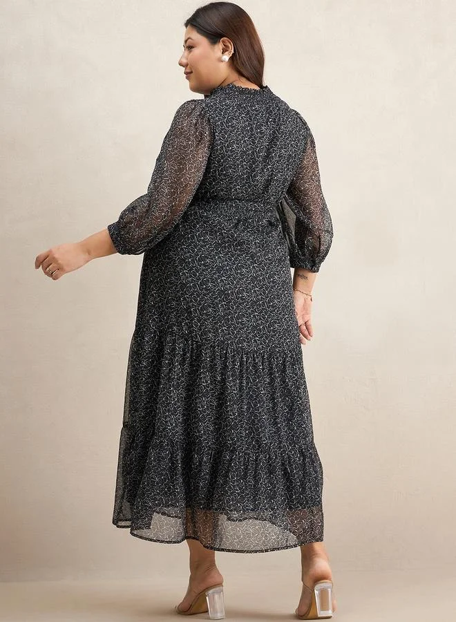 فيميلا Femmella Plus Tiered Maxi Dress with All Over Print