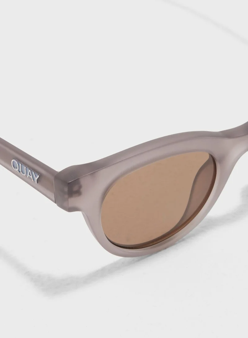 Quay QuayxKylie Star Struck  Sunglasses