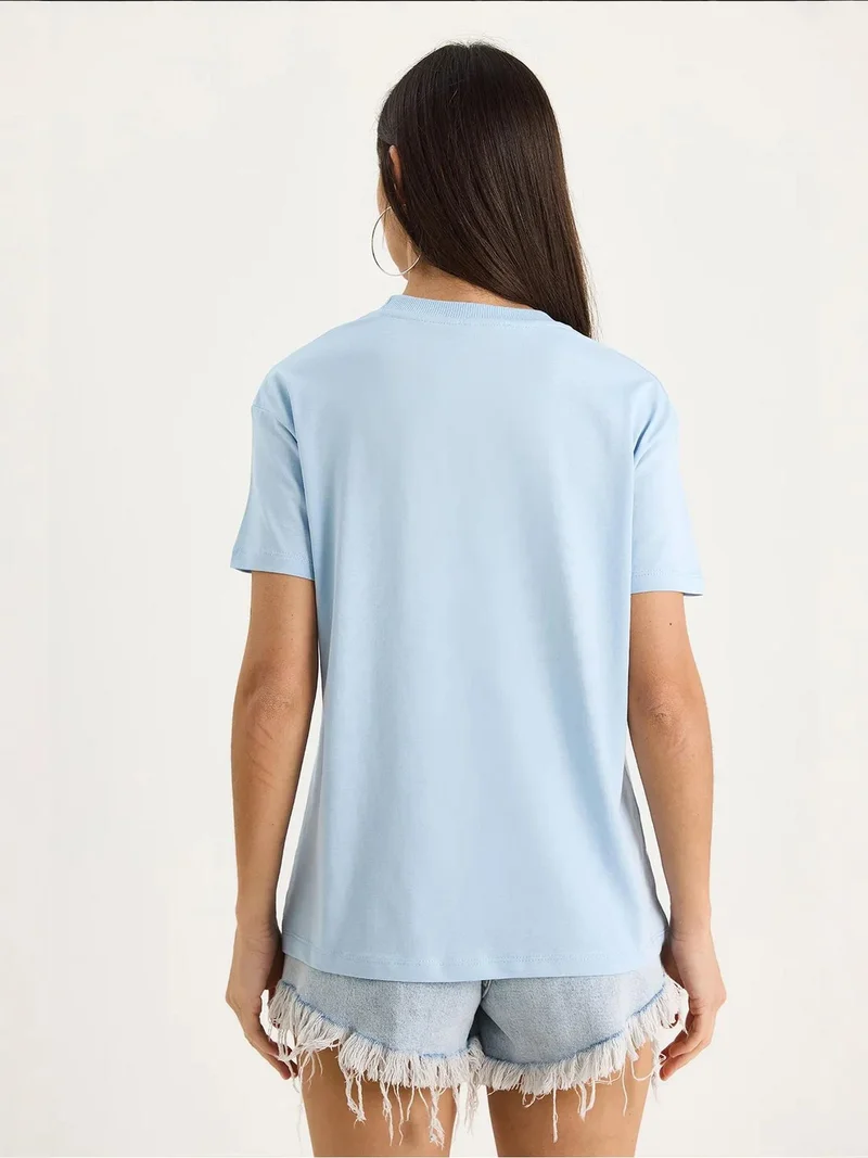 Bianco Lucci LUCCI Embroidered Crew Neck Short Sleeve T-Shirt