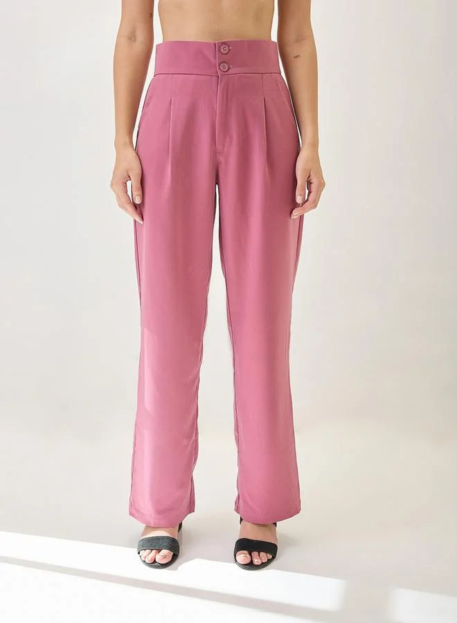 جلو باص بنطال كوري بخصر متوسط وكسرات