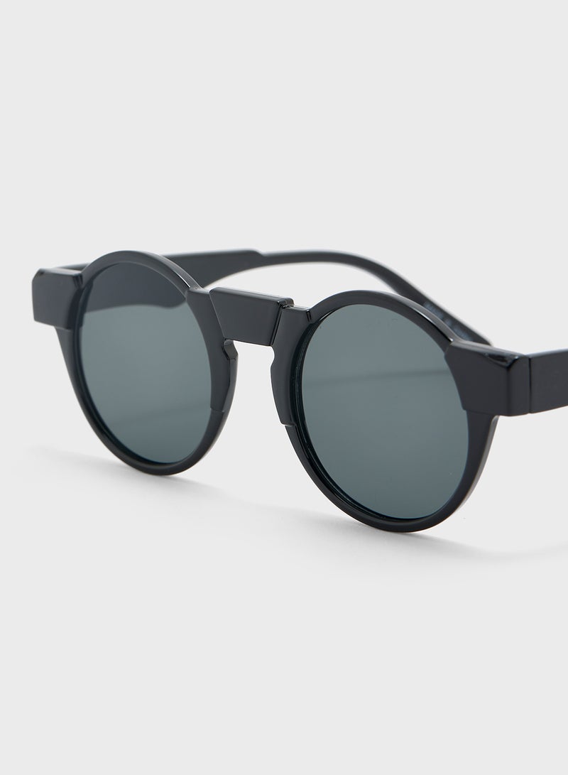 Seventy Five Casual Round Shape Sunglasses  - Image 3