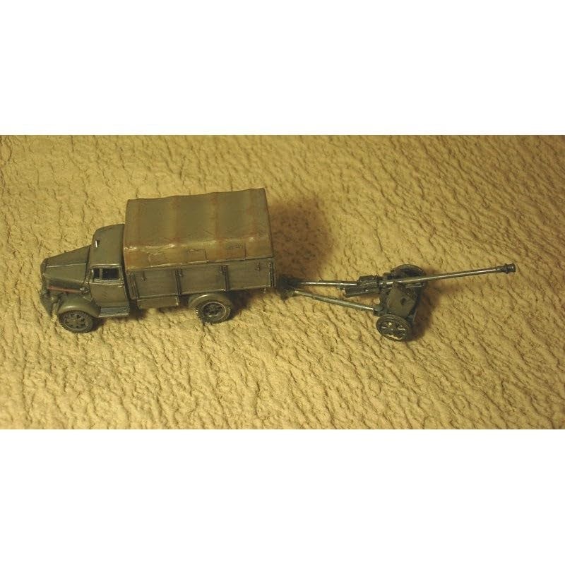 Airfix Vintage Classics Set A02315V Pak 40 Gun Track Plastic Model Motor Vehicle Kits for Adults Children 14 Set Includes 65 Pieces Sprues Decals 176 Scale Model Vehicle Set - Image 5