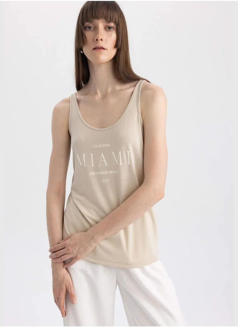 ديفاكتو Woman Crew Neck Knitted Athlete
