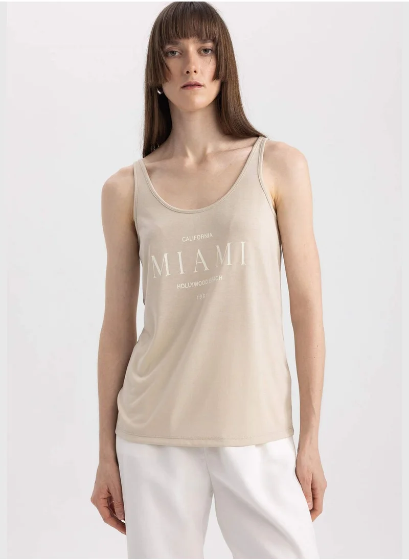ديفاكتو Woman Crew Neck Knitted Athlete