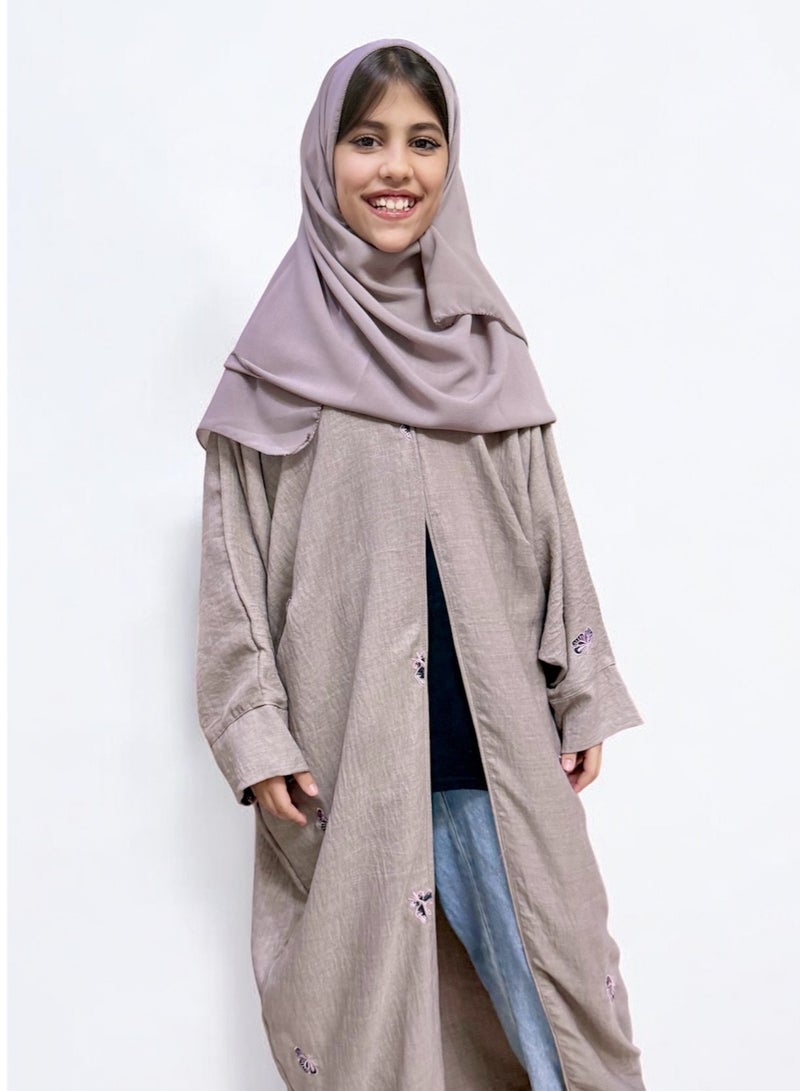 بهنس عبايات للمدرسة بشت قماش لينن وعبايات سن محير | عباية سن محير وعباية السن المحير | عبايات ملونة للعمر المحير وعبيات للعمر المحير | عباية للعمر المحير وعبايات صغار | عبايات صغيرة للبنات تناسب كل ستايل | عباية للقصيرات وعباية للقصيرة | عباية للمدرسة وعبايات للمتوسط | عباية للثنوية وعباية للجامعة | عبايات كشخة فخمة انيقة ناعمة | عباية الهبة ترند بشت خليجية | عبايات للبنات المراهقات وللمراهقات تناسب المدرسة المتوسط - Image 4