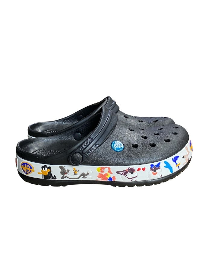 Crocs are comfortable - Image 1