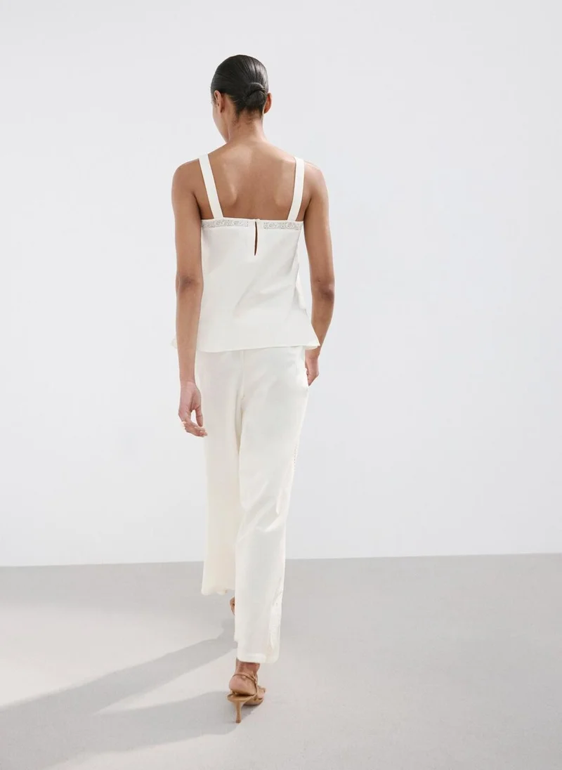 مانجو Embroidered Broderie Anglaise Top