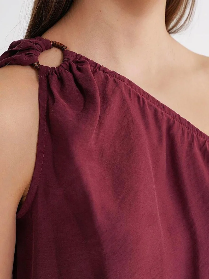 MixRay Burgundy Red Mixray Asymmetrical Collar Accessory Detailed Top for Women | Best Price UAE