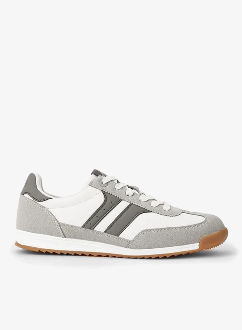 لي كوبر حذاء رياضي نسائي بأربطة مزين بالدانتيل