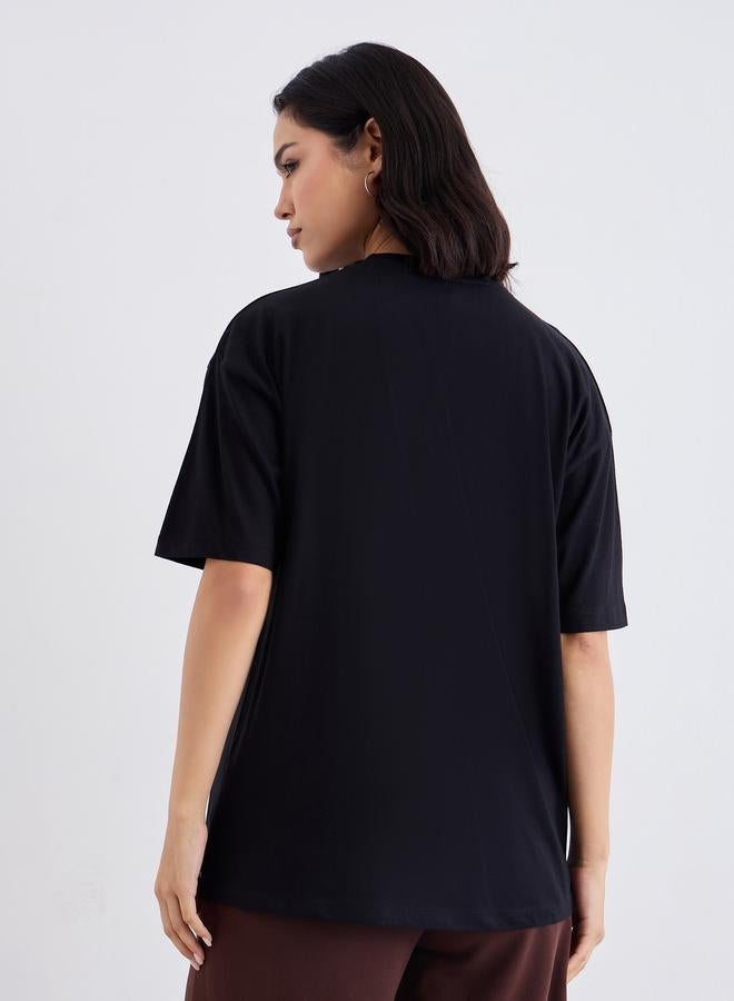 Styli Black Slogan Print Oversized T-Shirt - Image 4