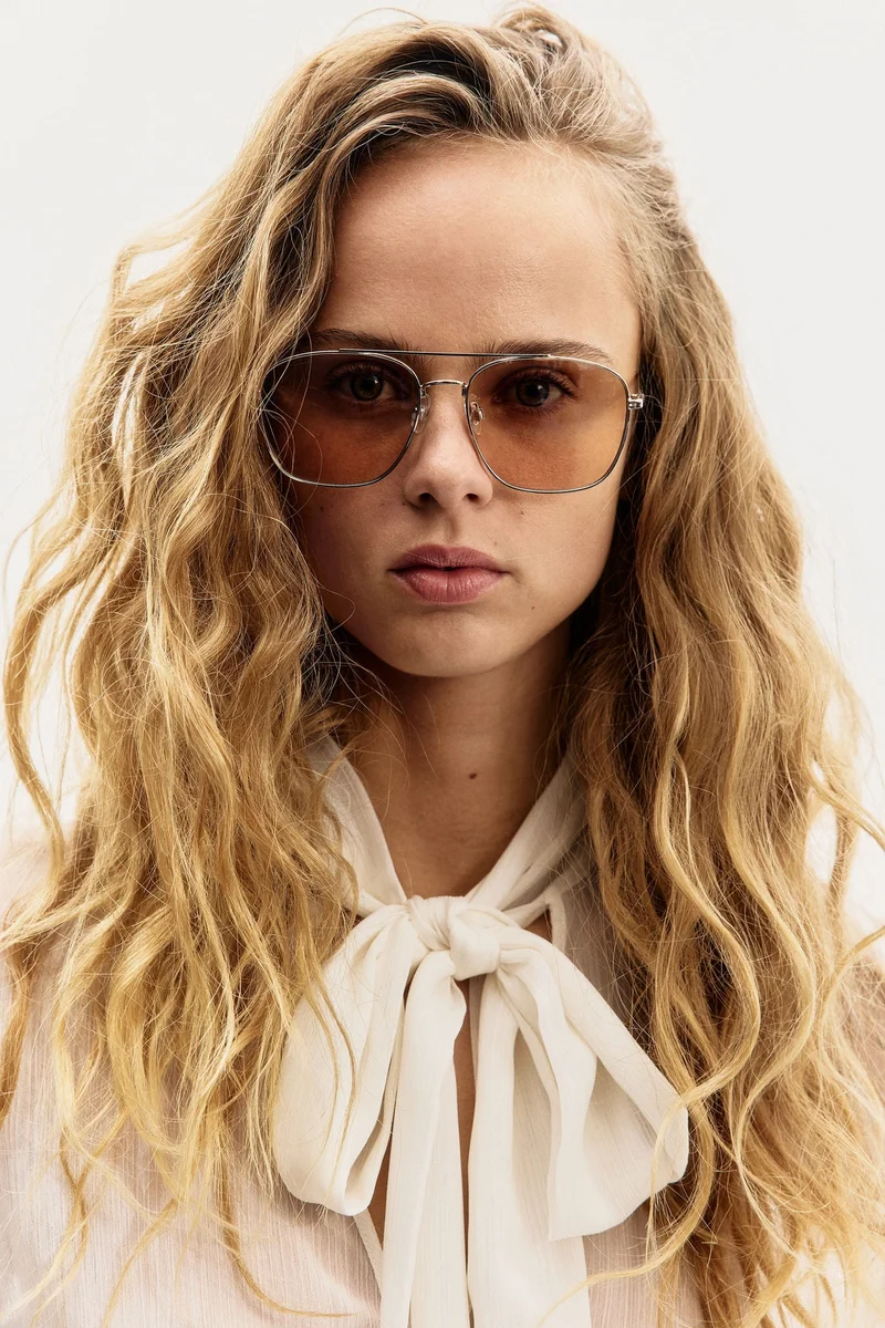 اتش اند ام Aviator-style sunglasses