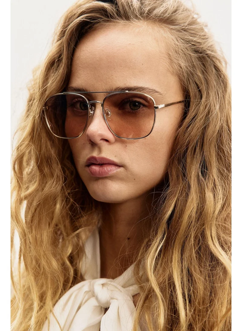 اتش اند ام Aviator-style sunglasses
