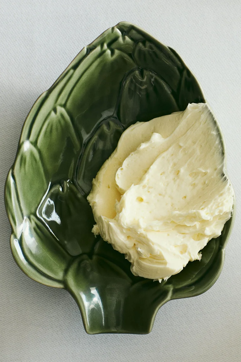 H&M Extra-small figurative stoneware serving bowl