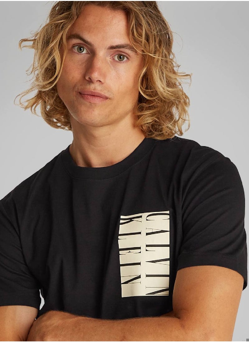 Calvin Klein Jeans Men's Graphic T-Shirt - Cotton, Black  - Image 5