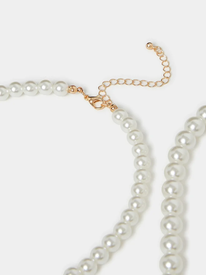 Styli Styli Faux Pearl Layered Necklace