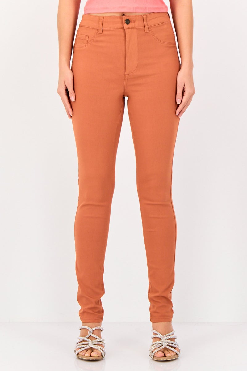 VERO MODA جينز ضيق قابل للتمدد من فيرو مودا للنساء، لون صدئ - Image 1