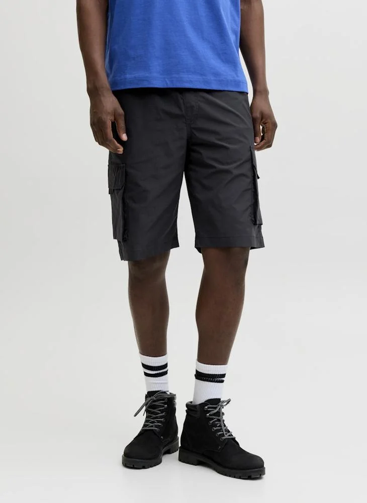 JACK & JONES Relaxed fit cargo jogger shorts