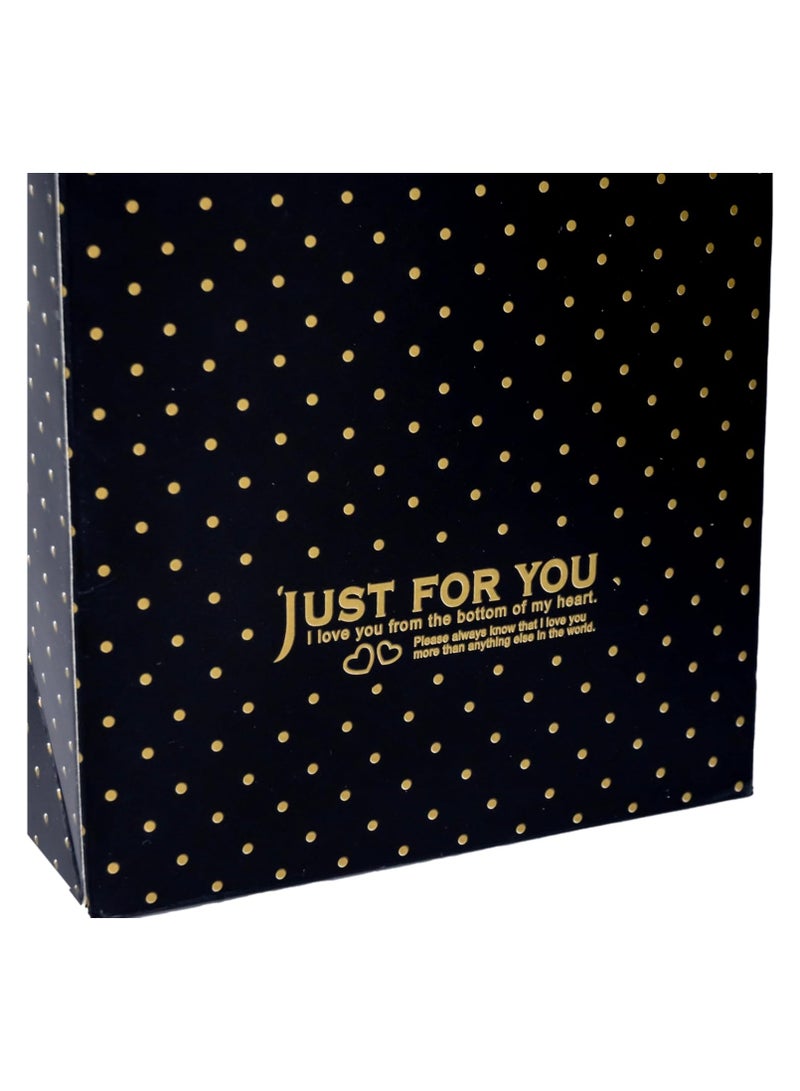 كويزين أرت حقيبة هدايا سوداء مطبوعة بشريط - Image 4